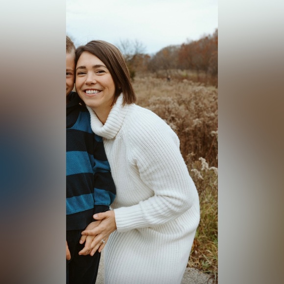 Eva Mendes Women’s Ivory Cowl/Turtle Neck Sweater Dress Medium - Picture 2 of 10